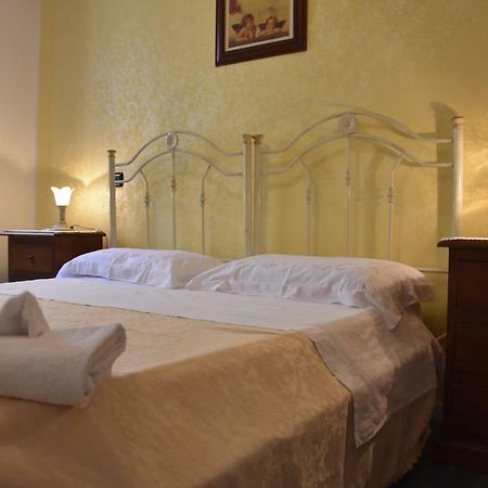 Il Ciclamino Bed And Breakfast 아스콜리피체노 외부 사진